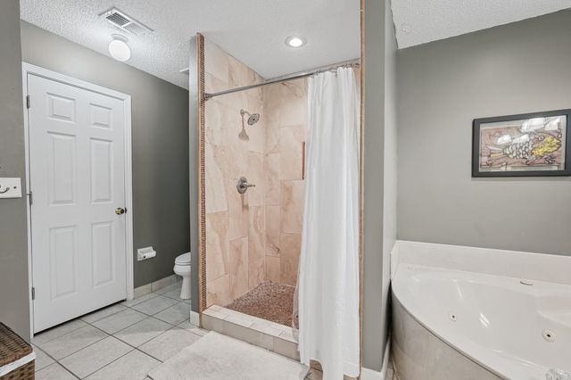 2549 HEARTH STONE DR, Memphis, TN 38016