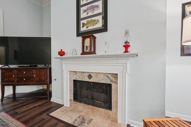 2549 HEARTH STONE DR, Memphis, TN 38016