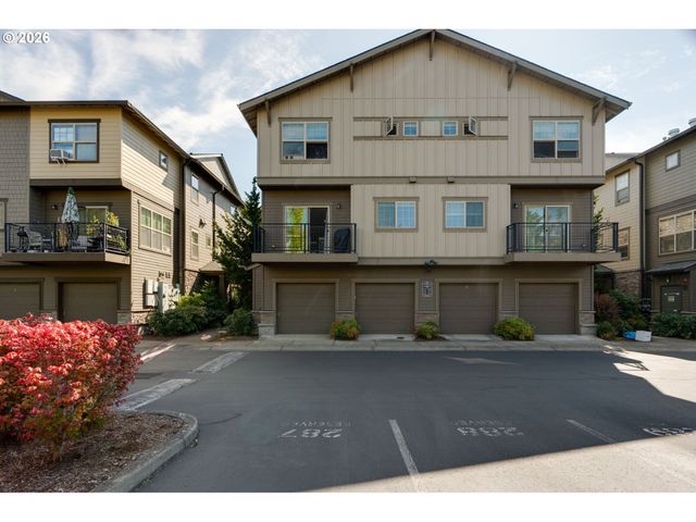 646 Ne ROYDON Ln, Hillsboro, OR 97006