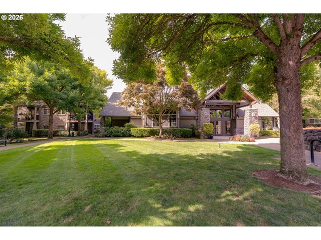 646 Ne ROYDON Ln, Hillsboro, OR 97006