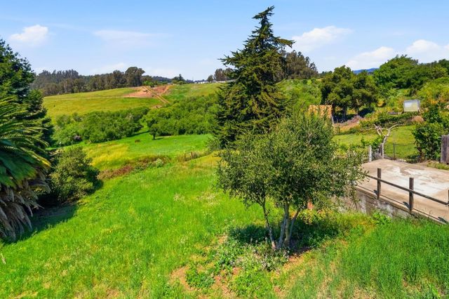 215 Manfre Road, Watsonville, CA 95076