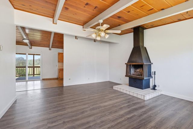 215 Manfre Road, Watsonville, CA 95076