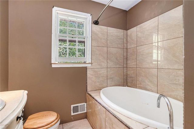 2358 Cannon Hill SW Road, Lilburn, GA 30047