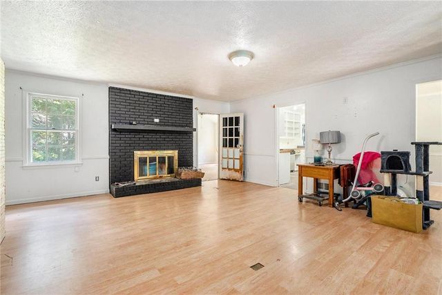 2358 Cannon Hill SW Road, Lilburn, GA 30047