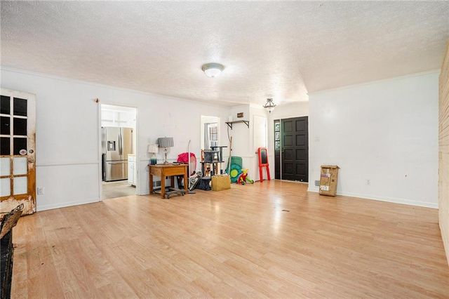 2358 Cannon Hill SW Road, Lilburn, GA 30047