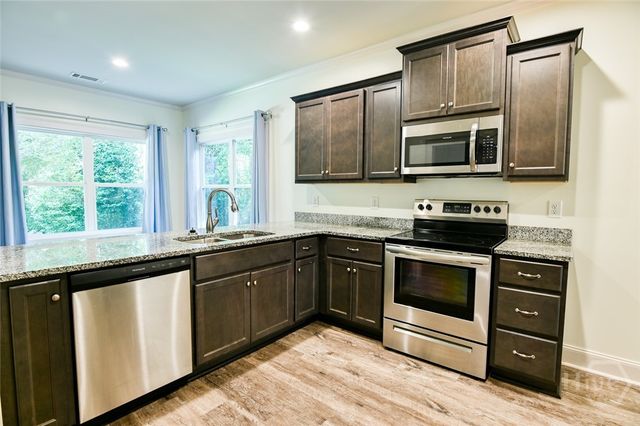 560 Rosa Nell Howard Street, Athens, GA 30601