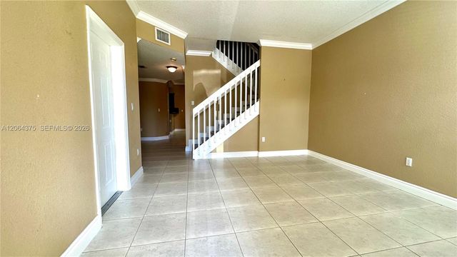 8102 SW 118th Pl 8102, Miami, FL 33183