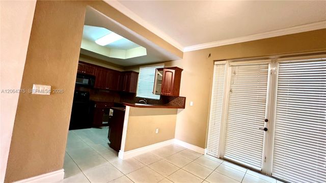 8102 SW 118th Pl 8102, Miami, FL 33183