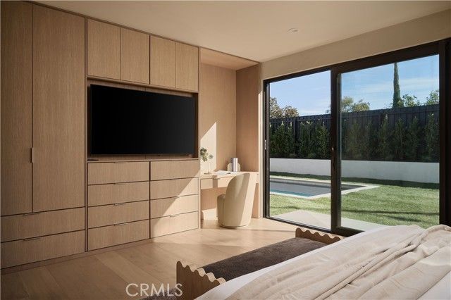 23740 Killion Street, Woodland Hills (los Angeles), CA 91367