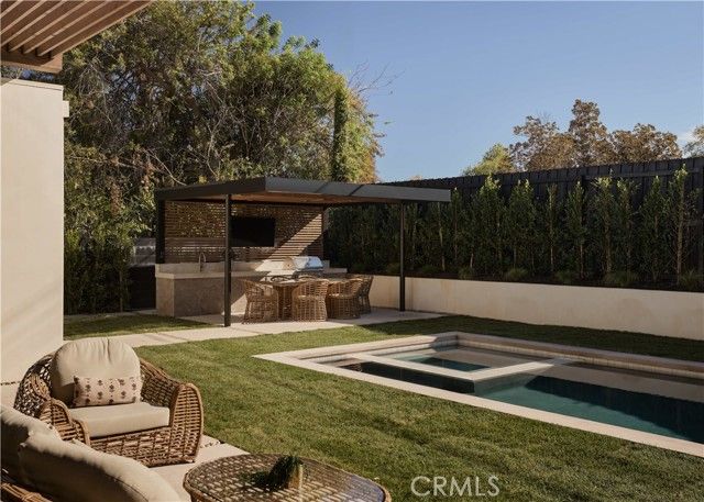 23740 Killion Street, Woodland Hills (los Angeles), CA 91367