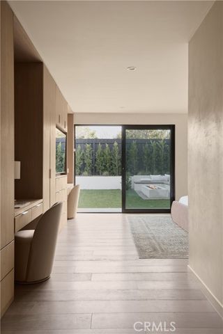 23740 Killion Street, Woodland Hills (los Angeles), CA 91367