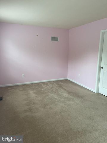 486 JACOBSEN DR, Newark, DE 19702