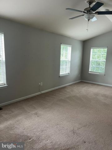 486 JACOBSEN DR, Newark, DE 19702