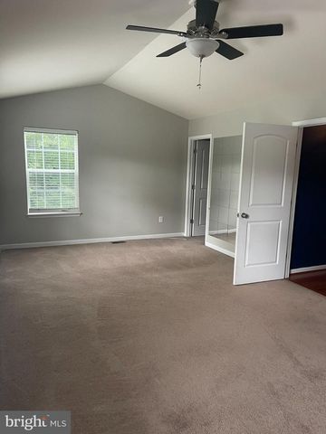 486 JACOBSEN DR, Newark, DE 19702