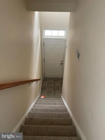 486 JACOBSEN DR, Newark, DE 19702