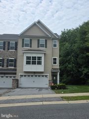 486 JACOBSEN DR, Newark, DE 19702