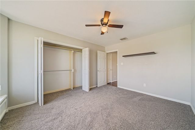 3606 Flour Bluff Dr, Corpus Christi, TX 78418