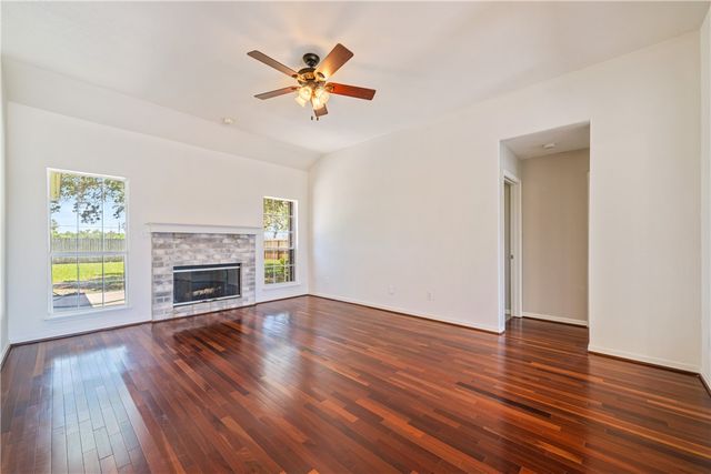 3606 Flour Bluff Dr, Corpus Christi, TX 78418
