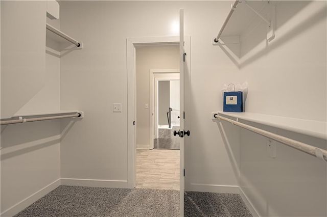 621 E 13th Street, Kearney, MO 64060