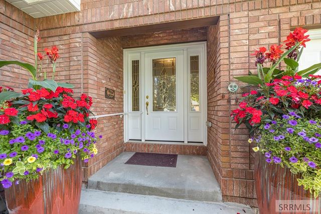 3413 Sun Circle, Idaho Falls, ID 83404