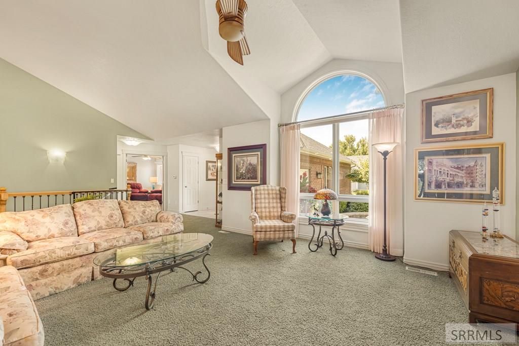 Image 7 of property listing at 3413 Sun Circle, Idaho Falls, ID 83404