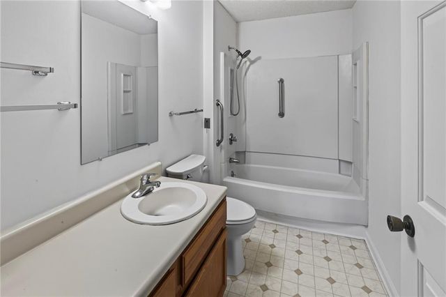 300 Johnson Ferry Road NE B315, Sandy Springs, GA 30328