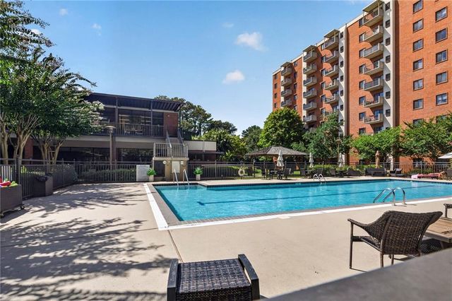 300 Johnson Ferry Road NE B315, Sandy Springs, GA 30328