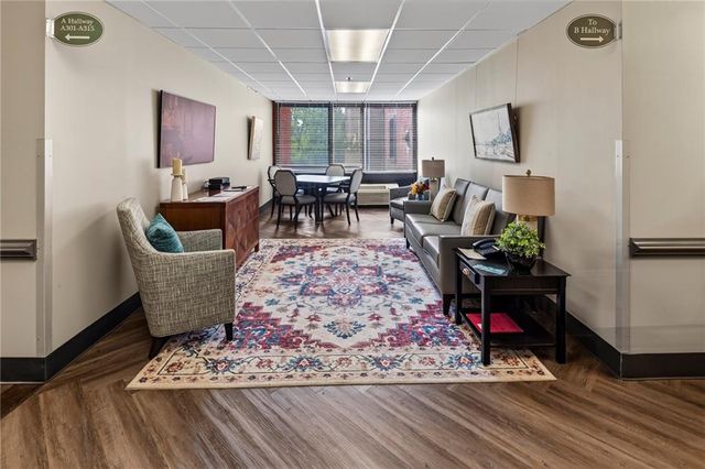 300 Johnson Ferry Road NE B315, Sandy Springs, GA 30328