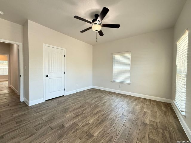 138 WAINWRIGHT ST, San Antonio, TX 78211