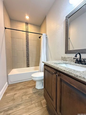 138 WAINWRIGHT ST, San Antonio, TX 78211