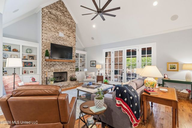 9181 Honey Suckle Way, Hernando, MS 38632