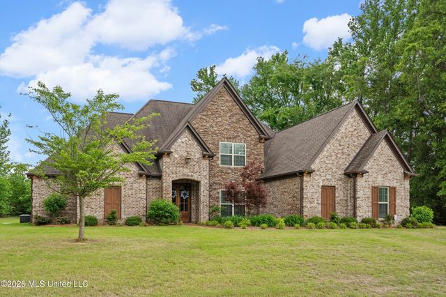 9181 Honey Suckle Way, Hernando, MS 38632