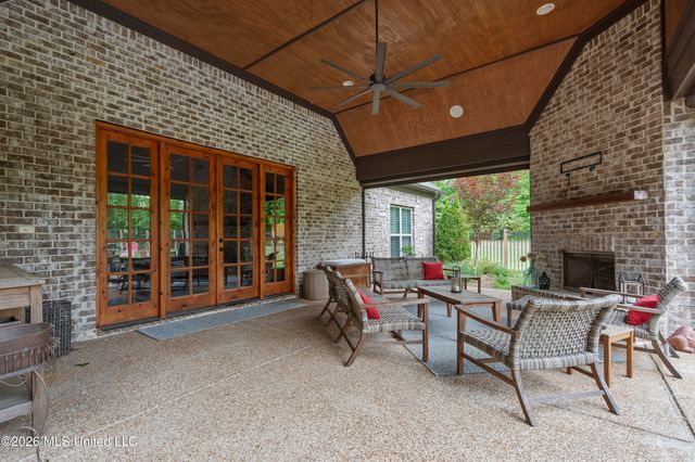 9181 Honey Suckle Way, Hernando, MS 38632
