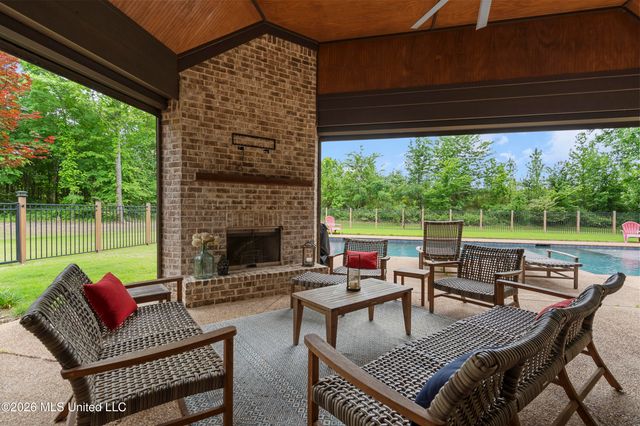 9181 Honey Suckle Way, Hernando, MS 38632