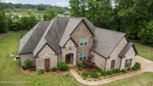 9181 Honey Suckle Way, Hernando, MS 38632