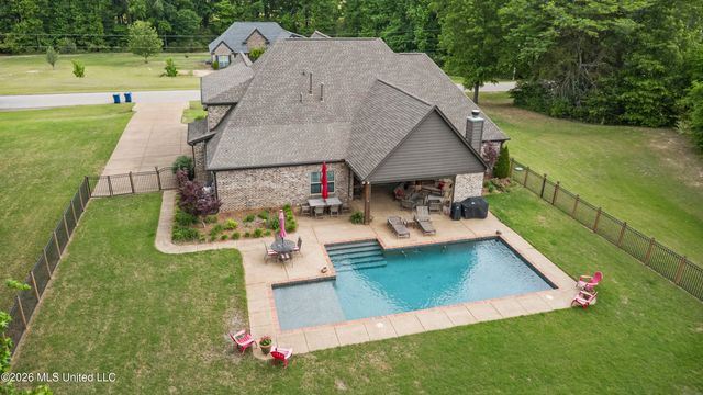 9181 Honey Suckle Way, Hernando, MS 38632