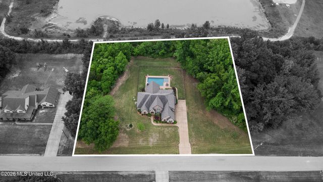 9181 Honey Suckle Way, Hernando, MS 38632