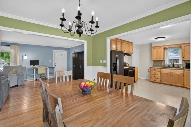 2209 Hillside Avenue, West Des Moines, IA 50265