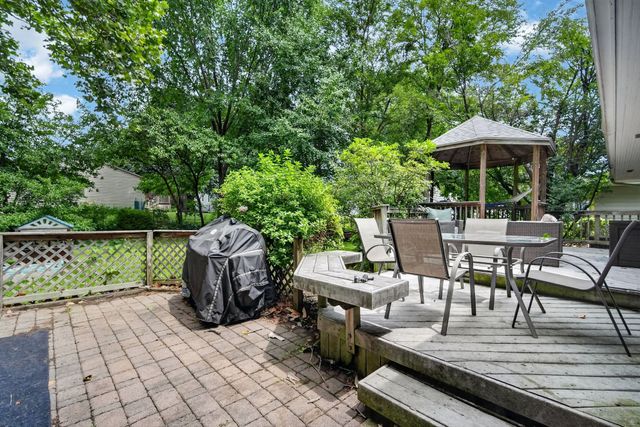 2209 Hillside Avenue, West Des Moines, IA 50265