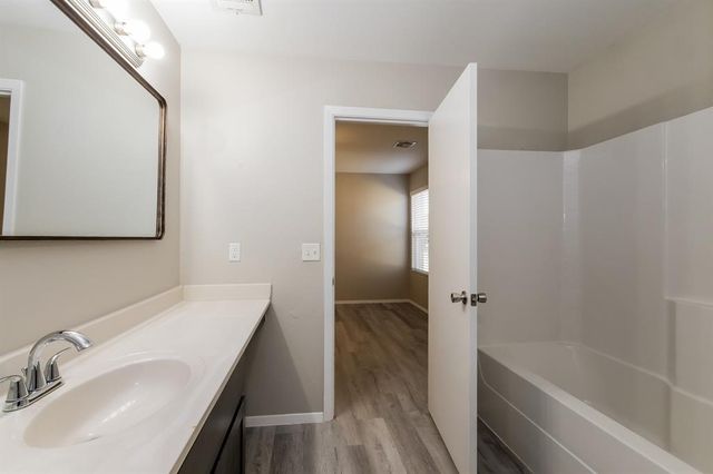 9117 SW 55th Street, Oklahoma City, OK 73179