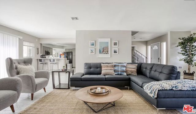 8100 W 83rd Street, Playa Del Rey (los Angeles), CA 90293