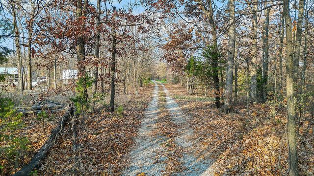 171 Togi Hill Road, Noel, MO 64854