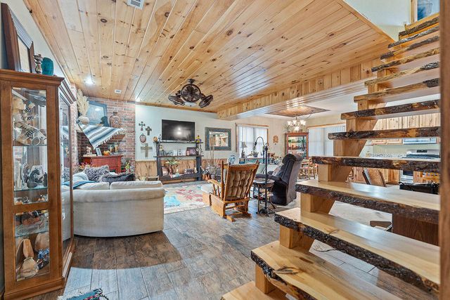 171 Togi Hill Road, Noel, MO 64854