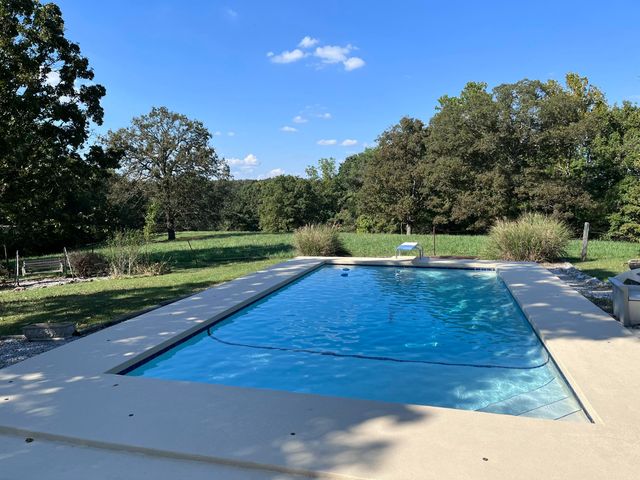 171 Togi Hill Road, Noel, MO 64854