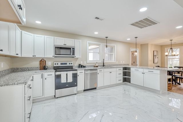 530 W Hayne Street, Woodruff, SC 29388