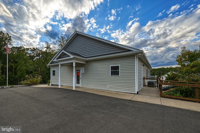 1079 ALMA GAYNELLE DR, Mineral, VA 23117