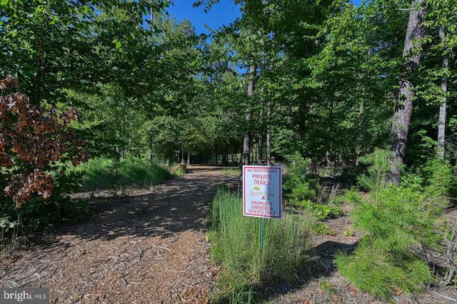 1079 ALMA GAYNELLE DR, Mineral, VA 23117
