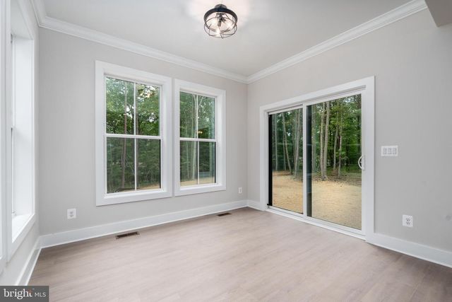 1079 ALMA GAYNELLE DR, Mineral, VA 23117