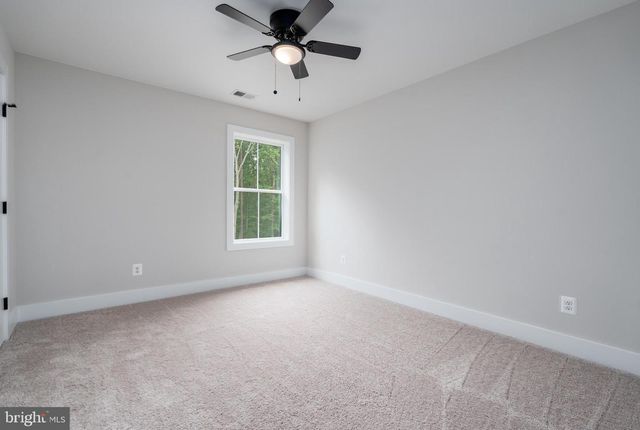 1079 ALMA GAYNELLE DR, Mineral, VA 23117