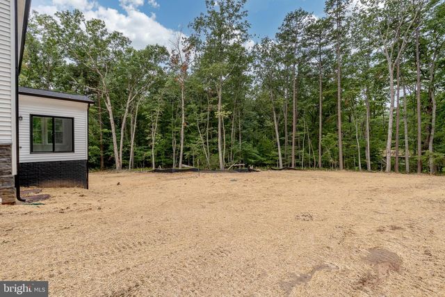 1079 ALMA GAYNELLE DR, Mineral, VA 23117